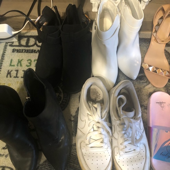 Assorted shoes - Picture 3 of 15